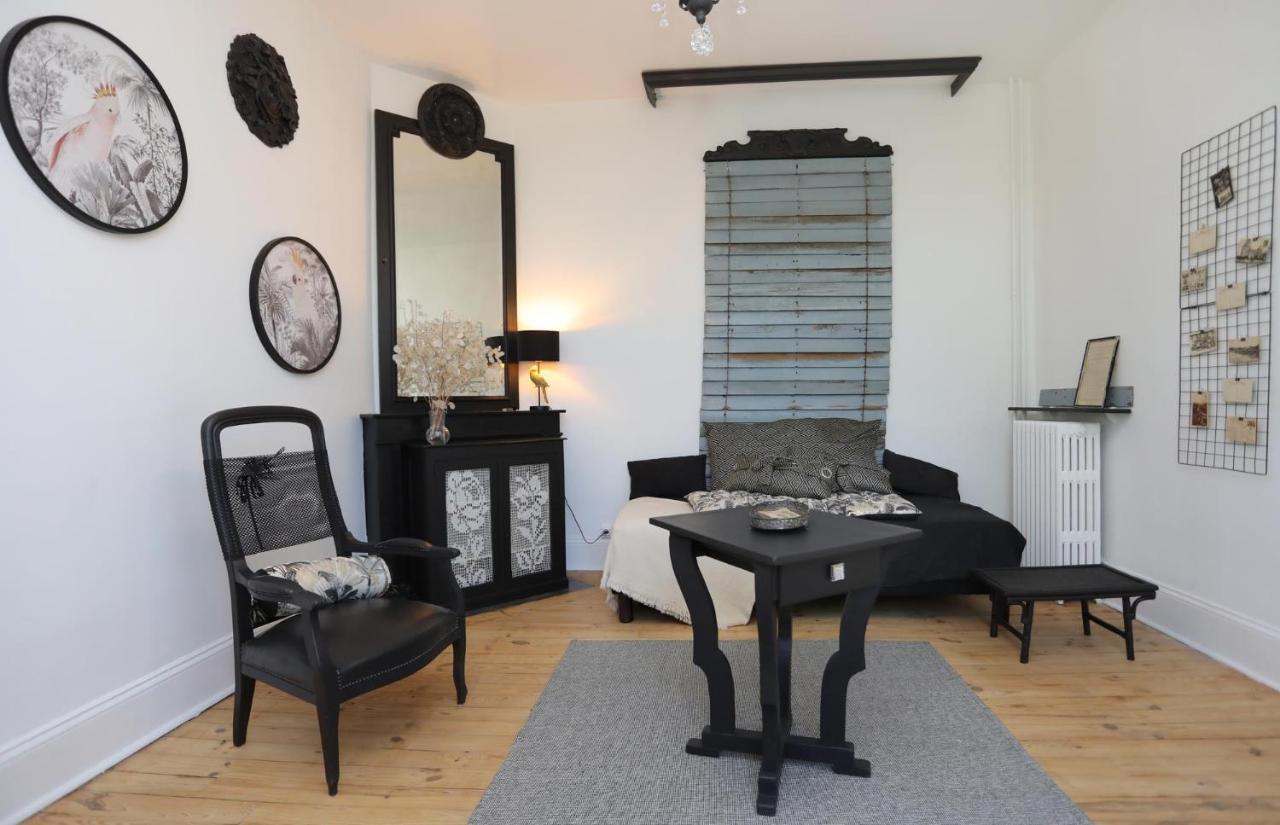 Apartamento Demeure Urbaine Romans-sur-Isère Exterior foto